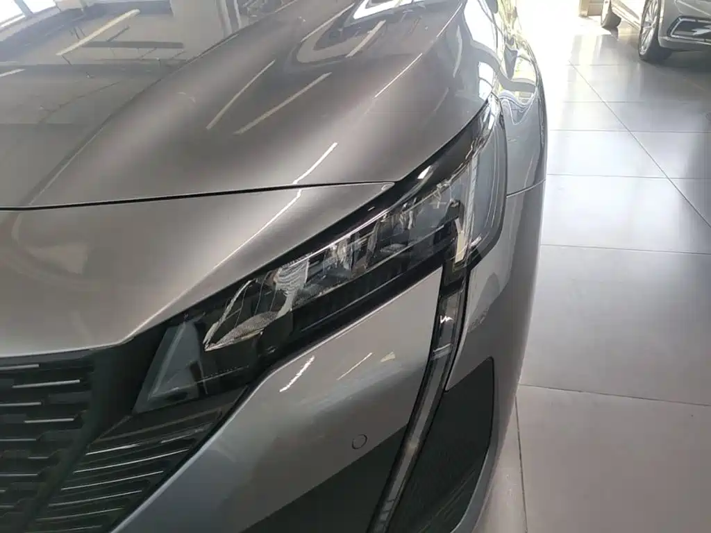 Peugeot 408 — миниатюра 24