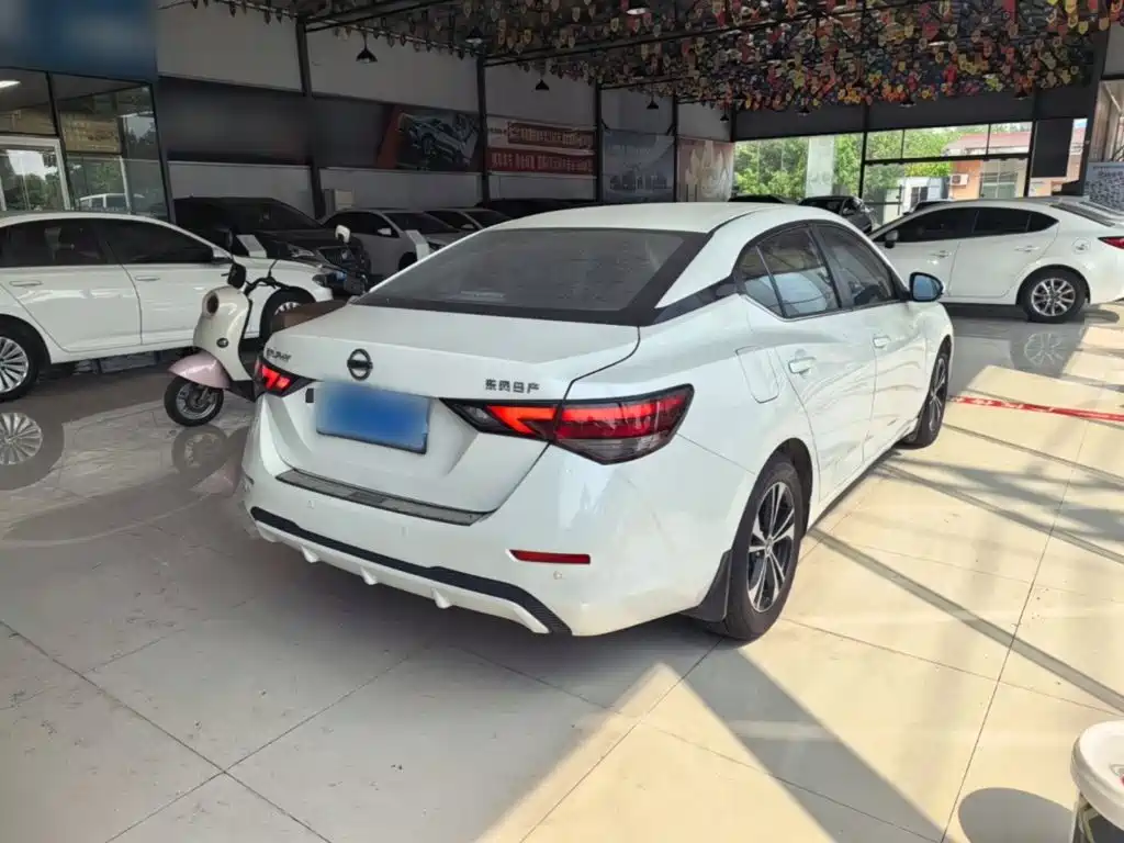 Nissan Sylphy — миниатюра 7