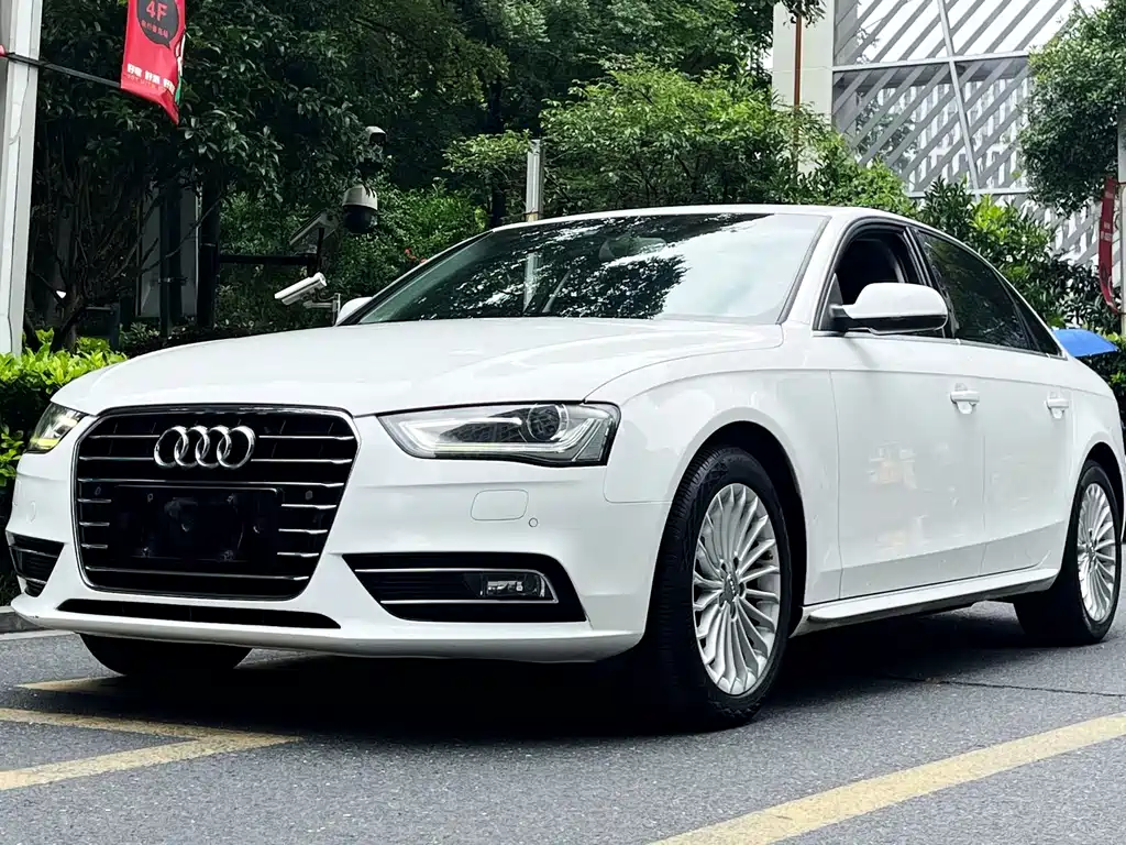 Audi A4L 2015 35 TFSI AT Comfort