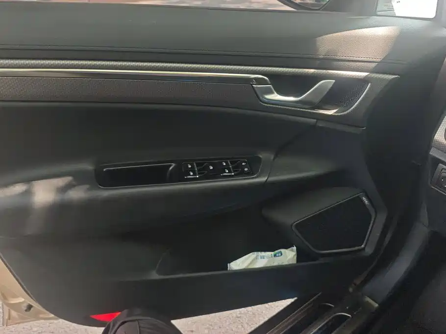Geely Emgrand GS — миниатюра 7