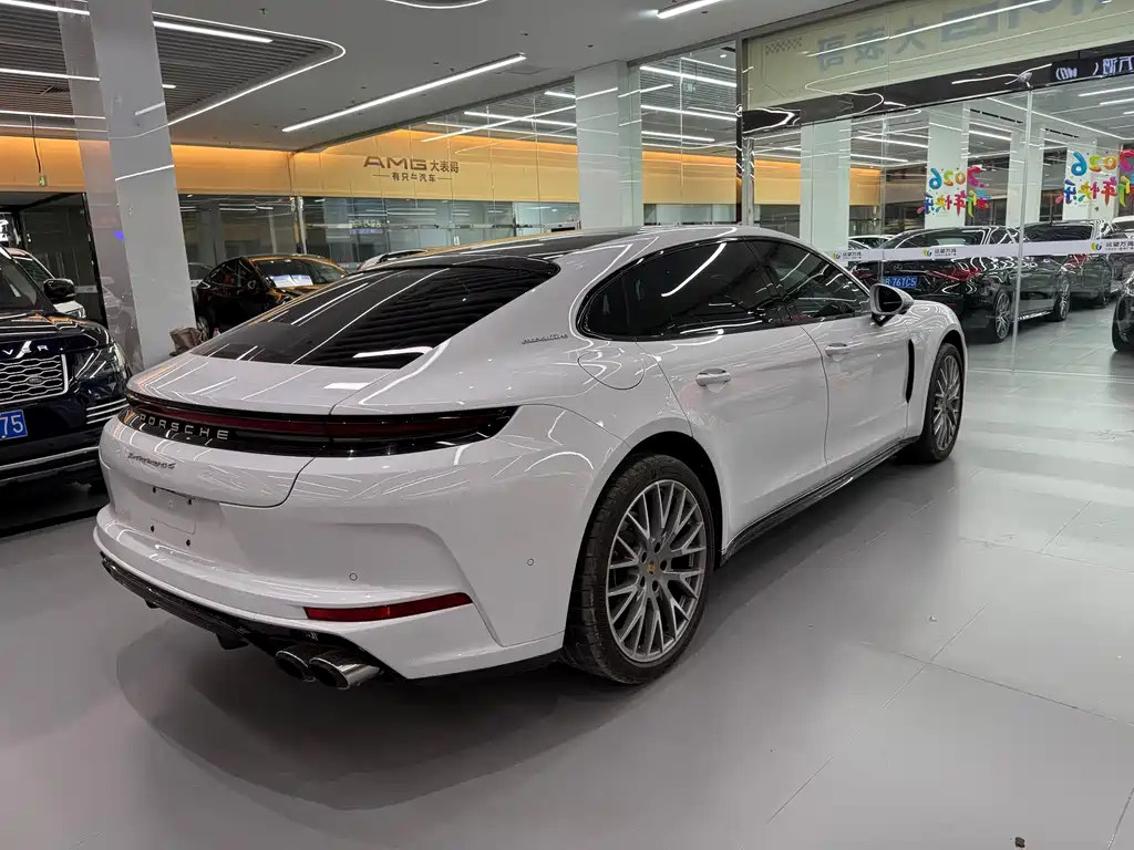 Porsche Panamera — миниатюра 4