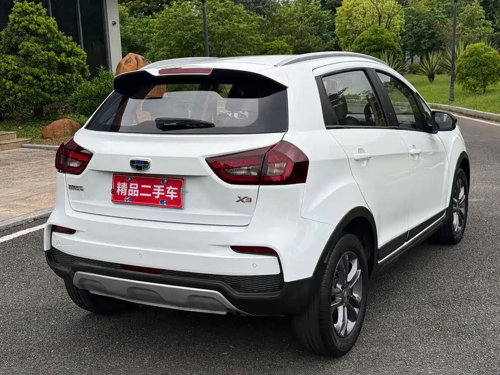 Geely Vision X3 — миниатюра 4