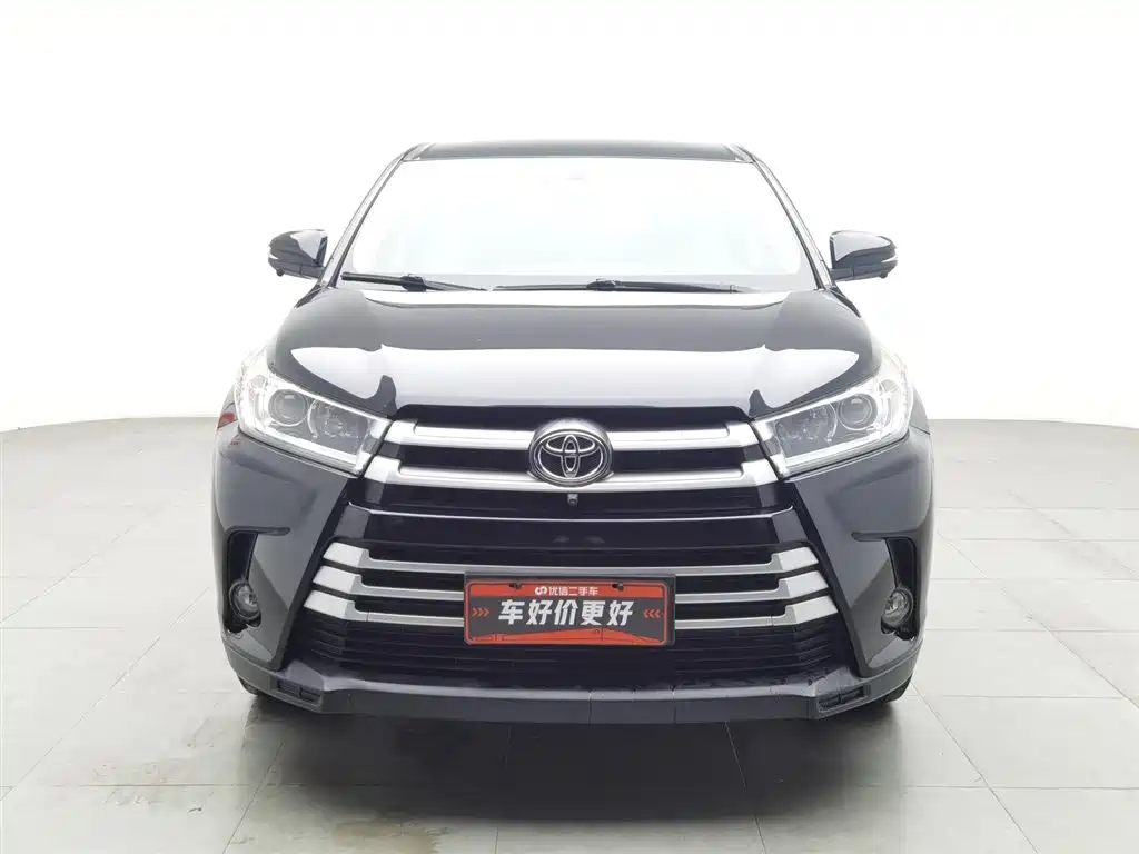 TOYOTA HIGHLANDER