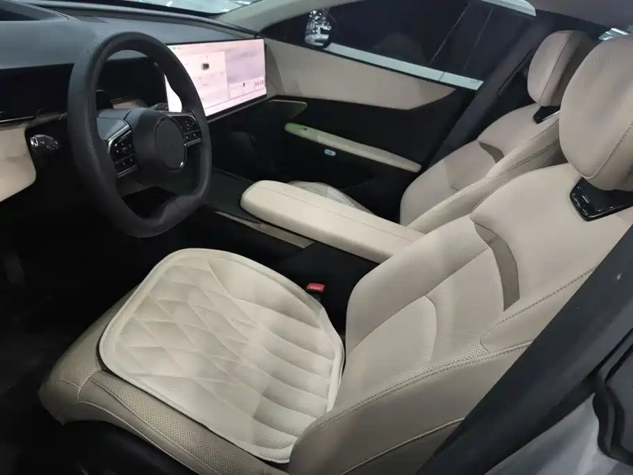 Mazda EZ-60 — миниатюра 9