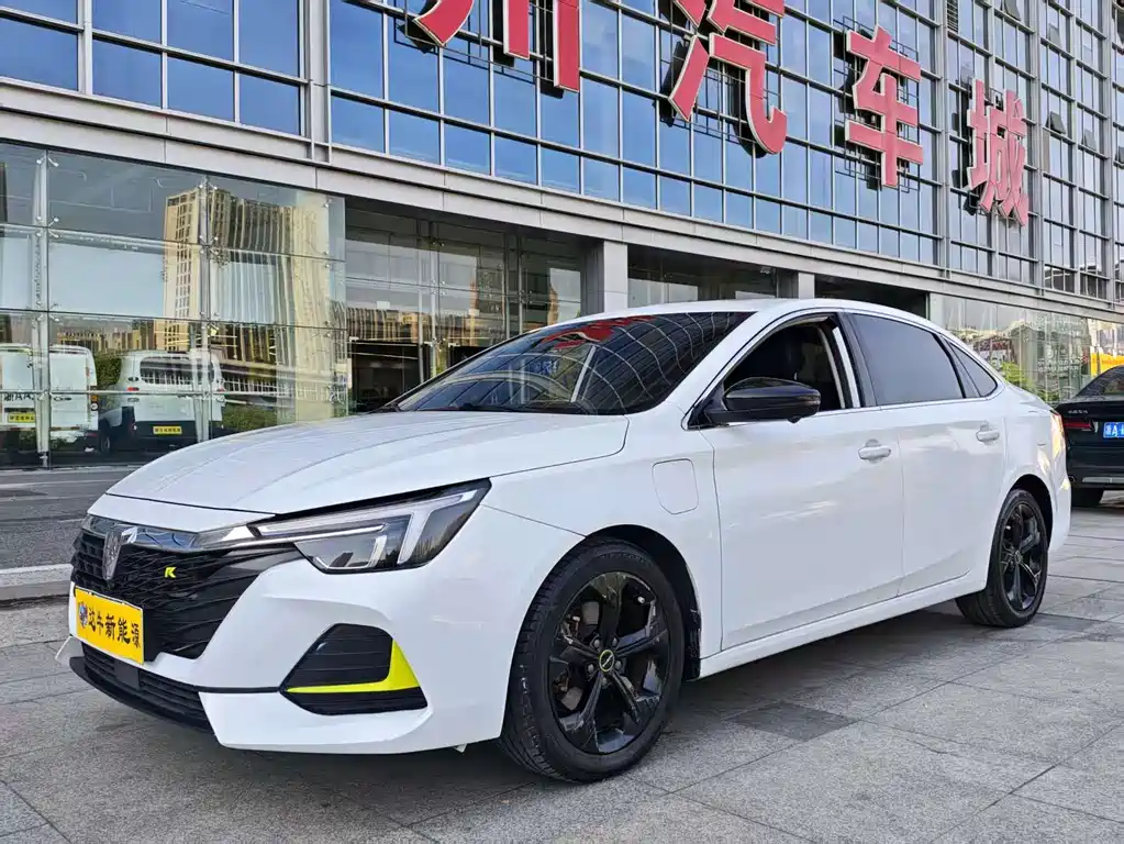Roewe i6 MAX New Energy 2021