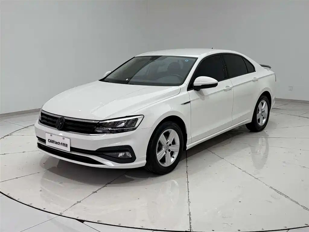 Volkswagen Lamando