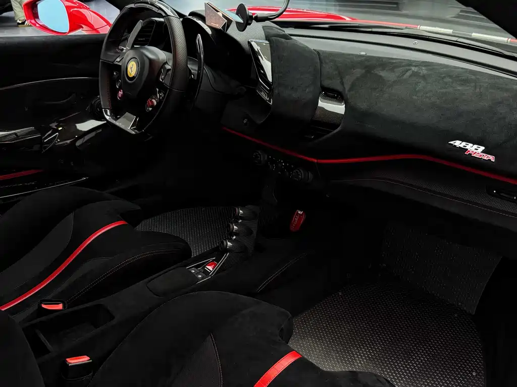 Ferrari 488 2018 488 Pista