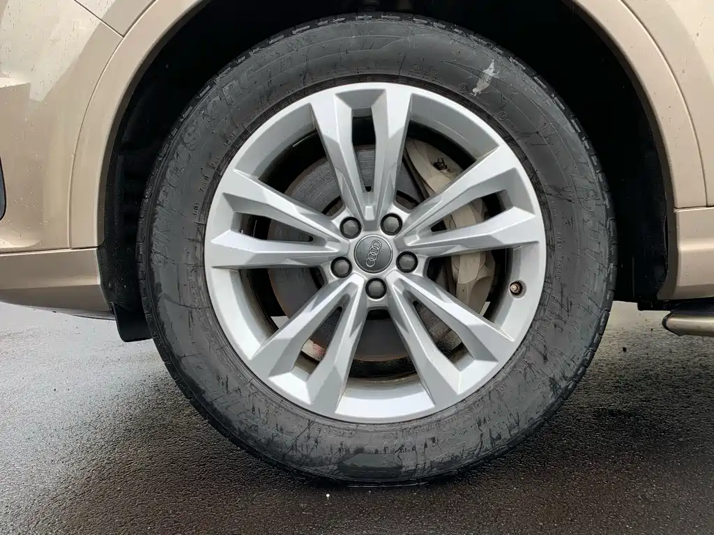 Audi Q7 2018 40 TFSI Comfort
