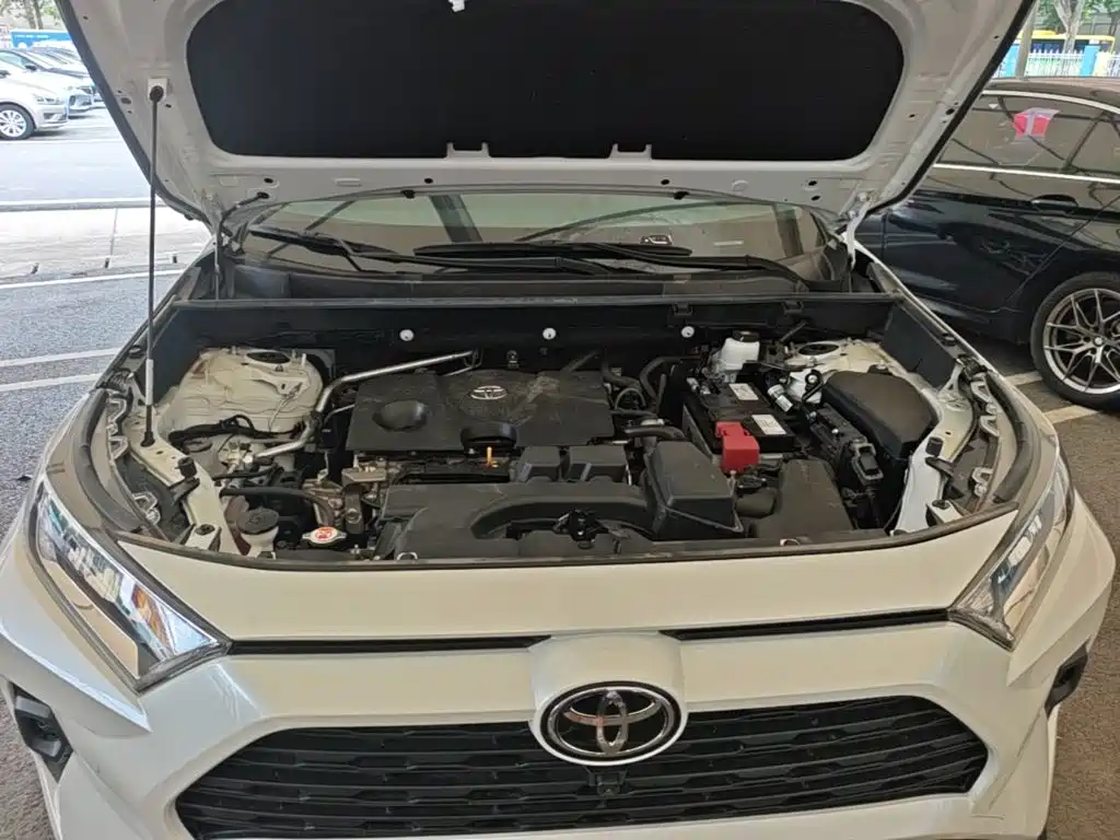 Toyota RAV4 — миниатюра 20