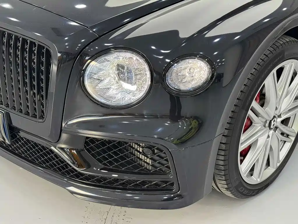 Bentley Flying Spur — миниатюра 15
