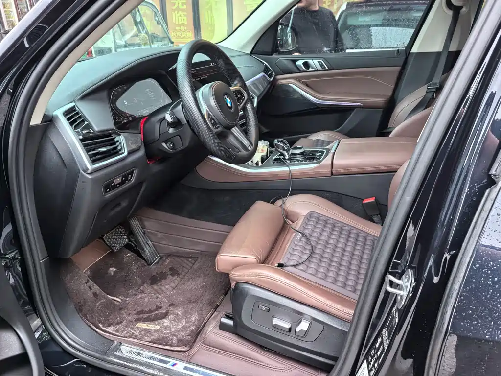 BMW X5 (Import) — миниатюра 3