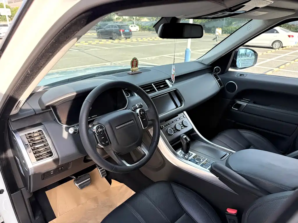 Land Rover Sport — миниатюра 7