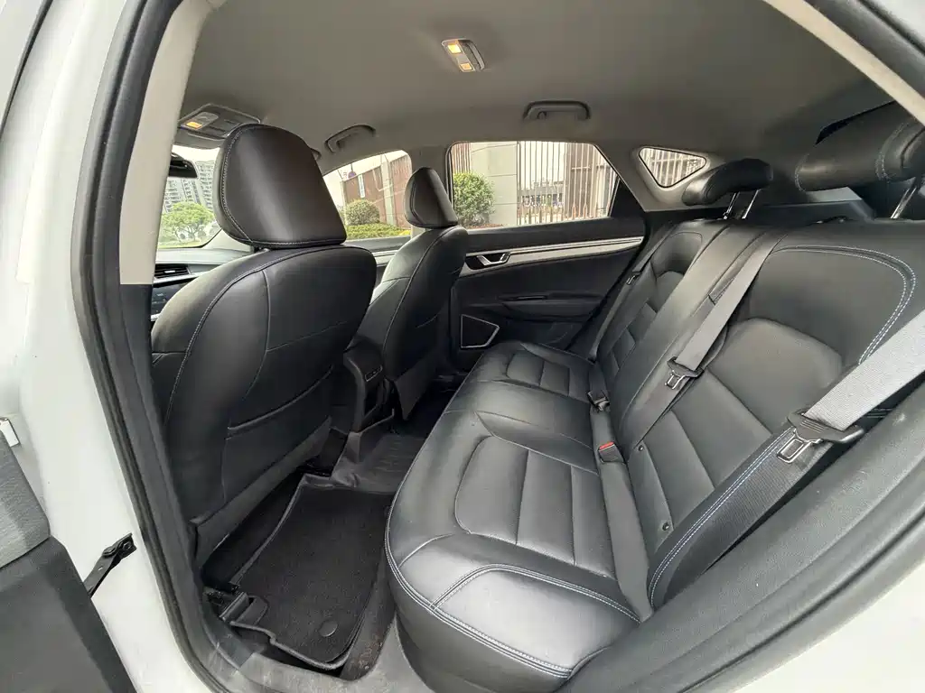 Geely GSe — миниатюра 4