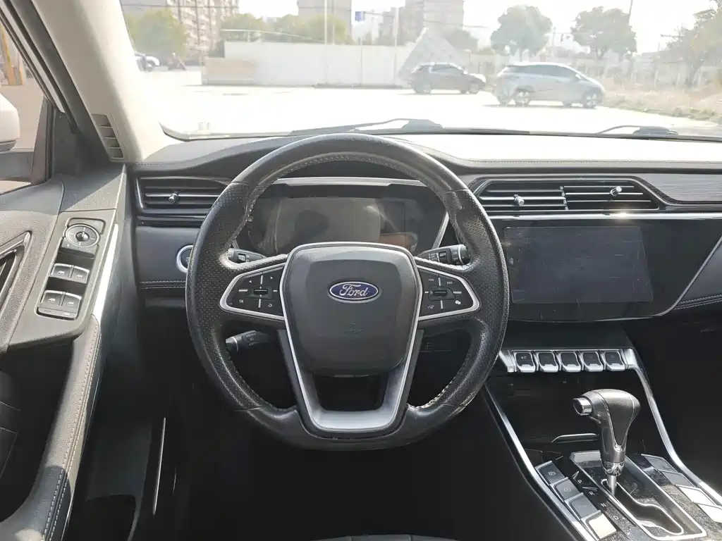 Ford Territory — миниатюра 5