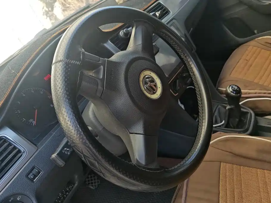 Volkswagen Santana — миниатюра 15