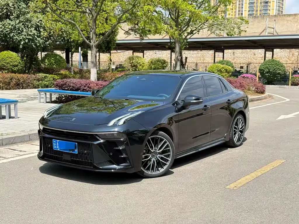 Lynk & Co 03 2023