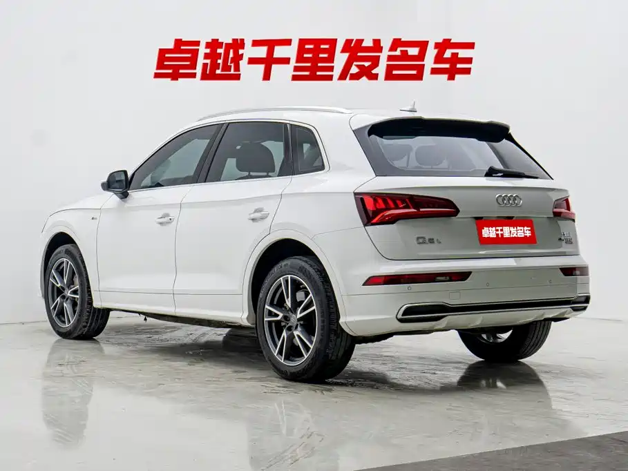 Audi Q5L 45 TFSI Premium Fashion Type China VI, фото 4