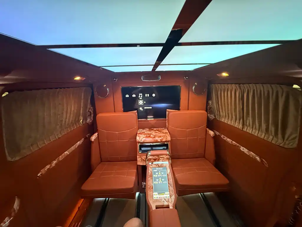 Mercedes-Benz Viano — миниатюра 13