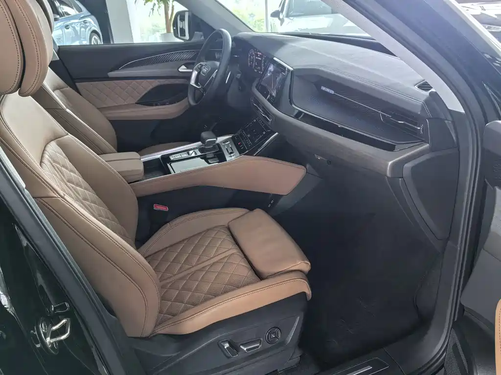 Audi Q6 — миниатюра 12