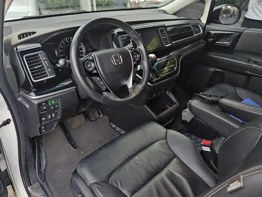 Honda Elysion — миниатюра 12