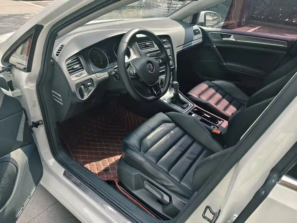 Volkswagen Golf — миниатюра 10