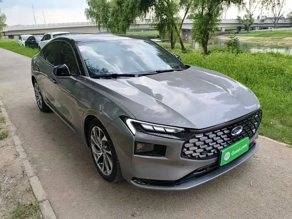 Ford Mondeo — миниатюра 4