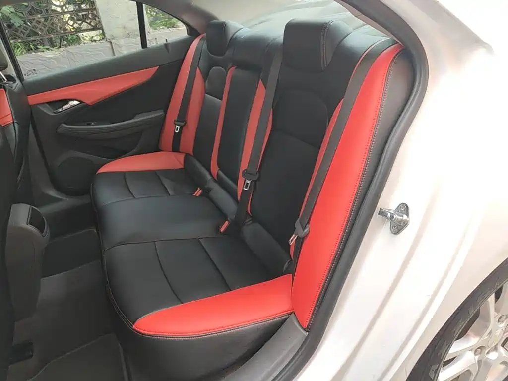 Chevrolet Malibu — миниатюра 17