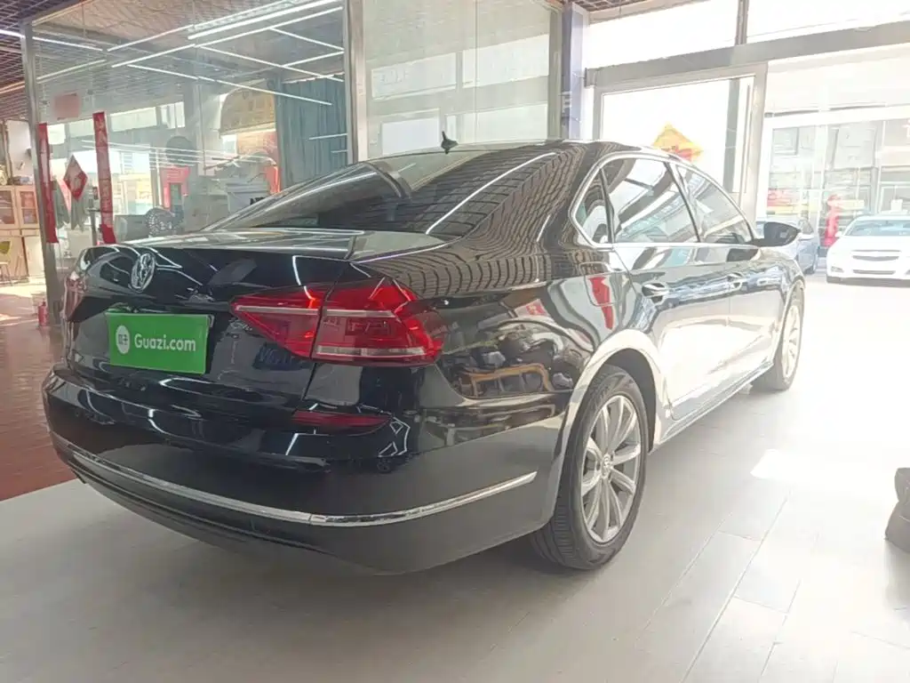 Volkswagen Passat — миниатюра 7