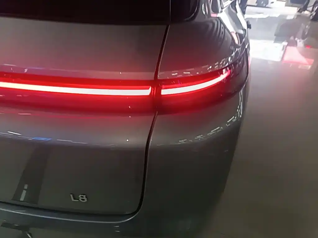 Li Auto Li L8 — миниатюра 8