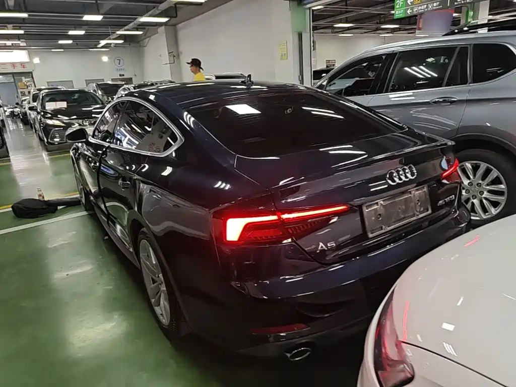 Audi A5 (Import) — миниатюра 5