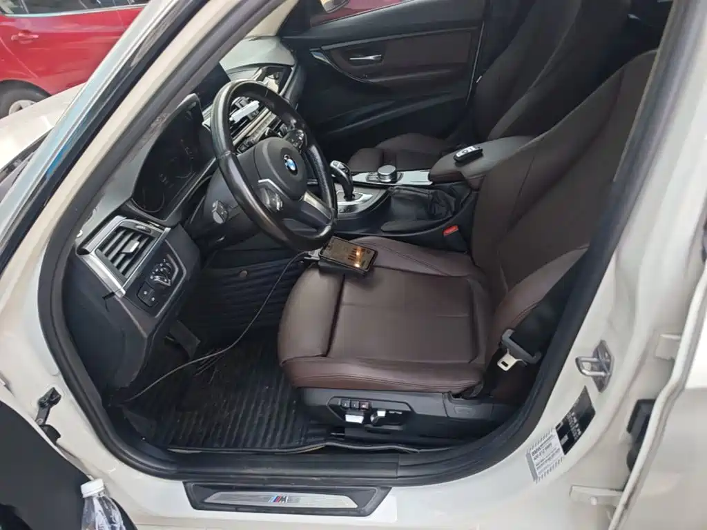 BMW 3 Series — миниатюра 15