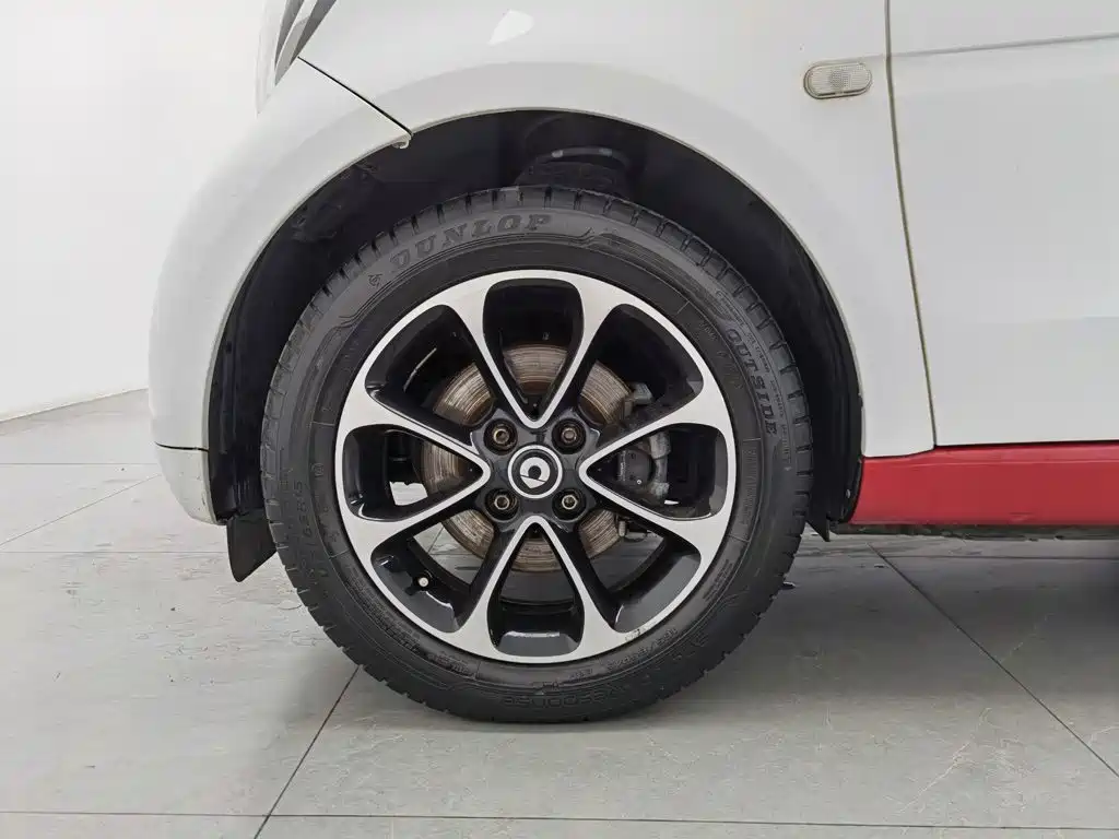 smart Smart Fortwo — миниатюра 17