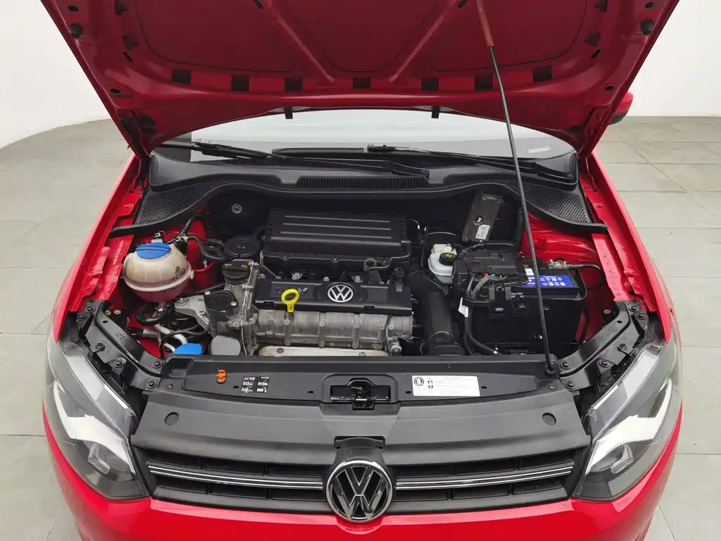 Volkswagen Polo — миниатюра 6