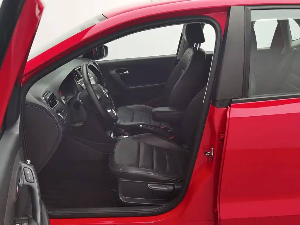 Volkswagen Polo — миниатюра 10
