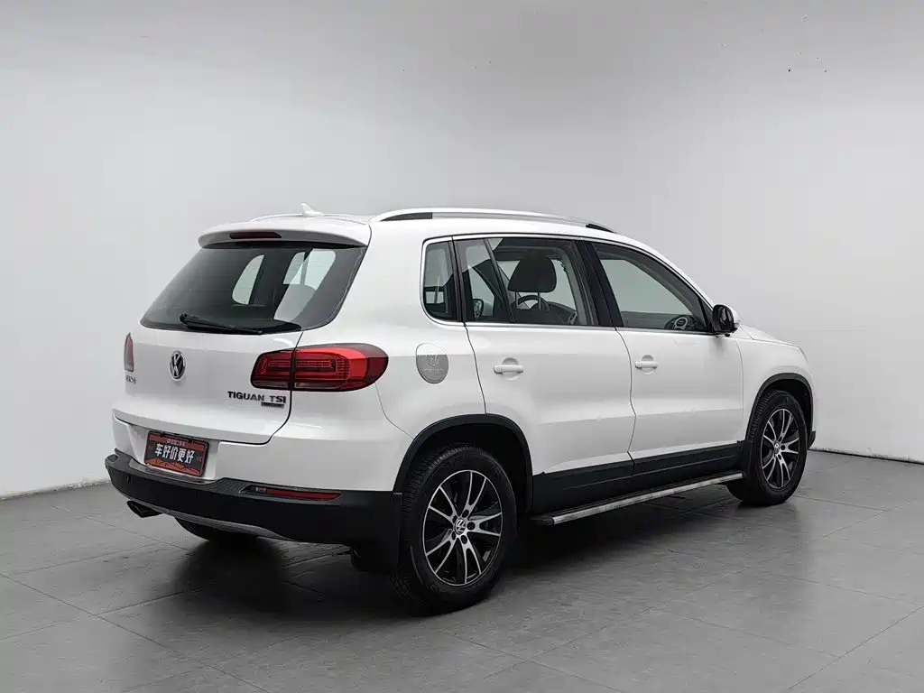 Volkswagen Tiguan — миниатюра 2