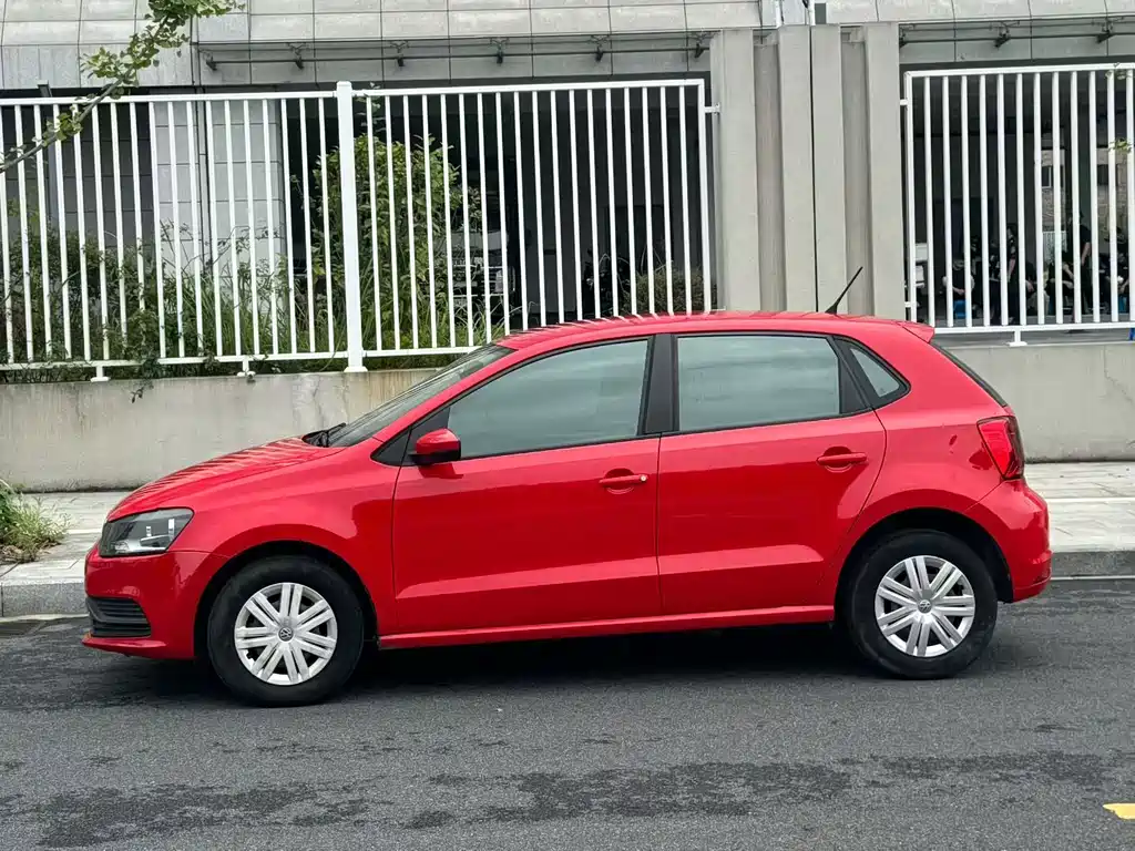 Volkswagen Polo — миниатюра 2