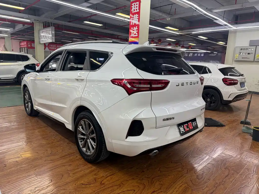 Jetour X70 1.5T DCT Joy Travel Edition 5 seats, фото 4