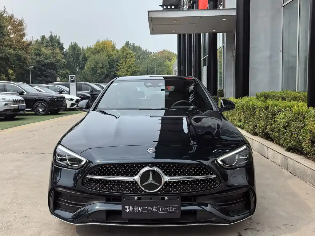 Mercedes-Benz C-Class — миниатюра 3