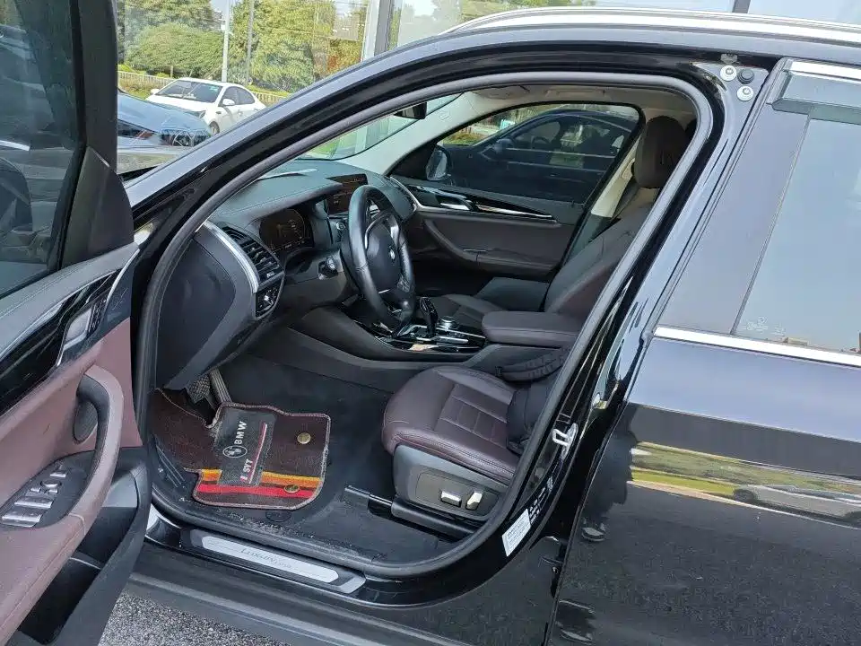 BMW X3 — миниатюра 4