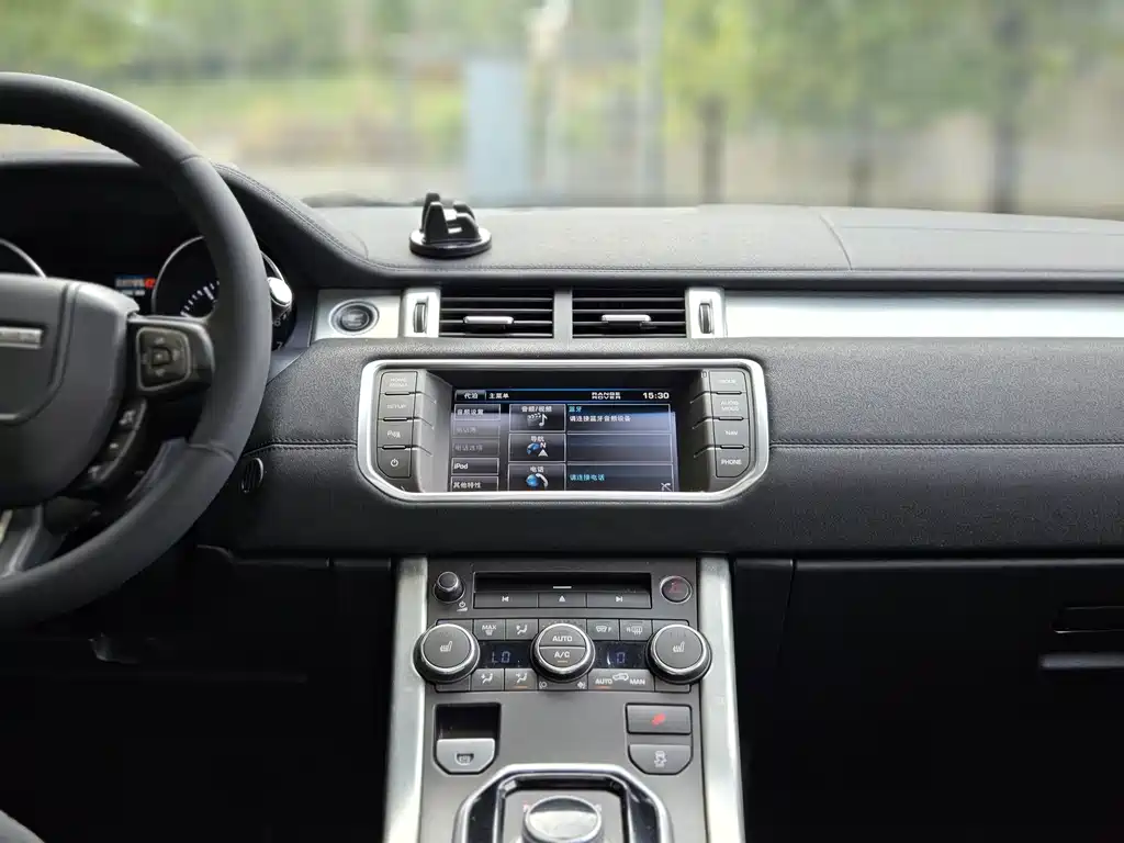 Land Rover Evoque (Import) — миниатюра 4
