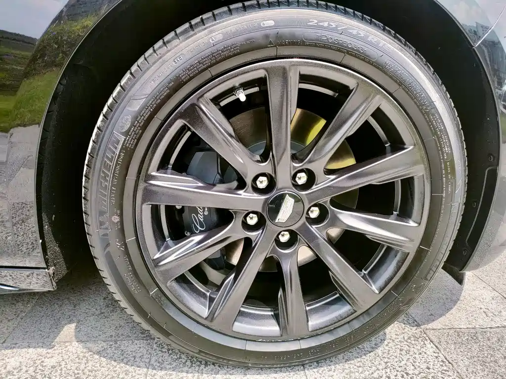 Cadillac CT5 — миниатюра 14