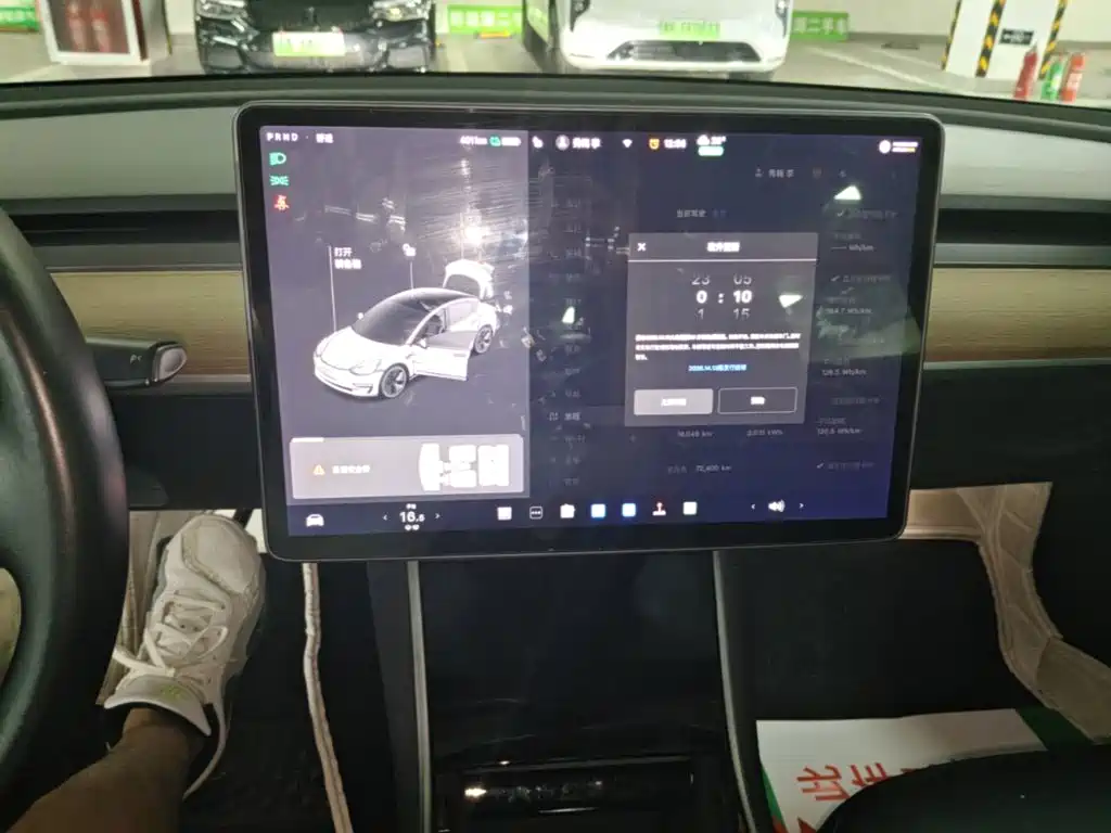Tesla Model 3 — миниатюра 20