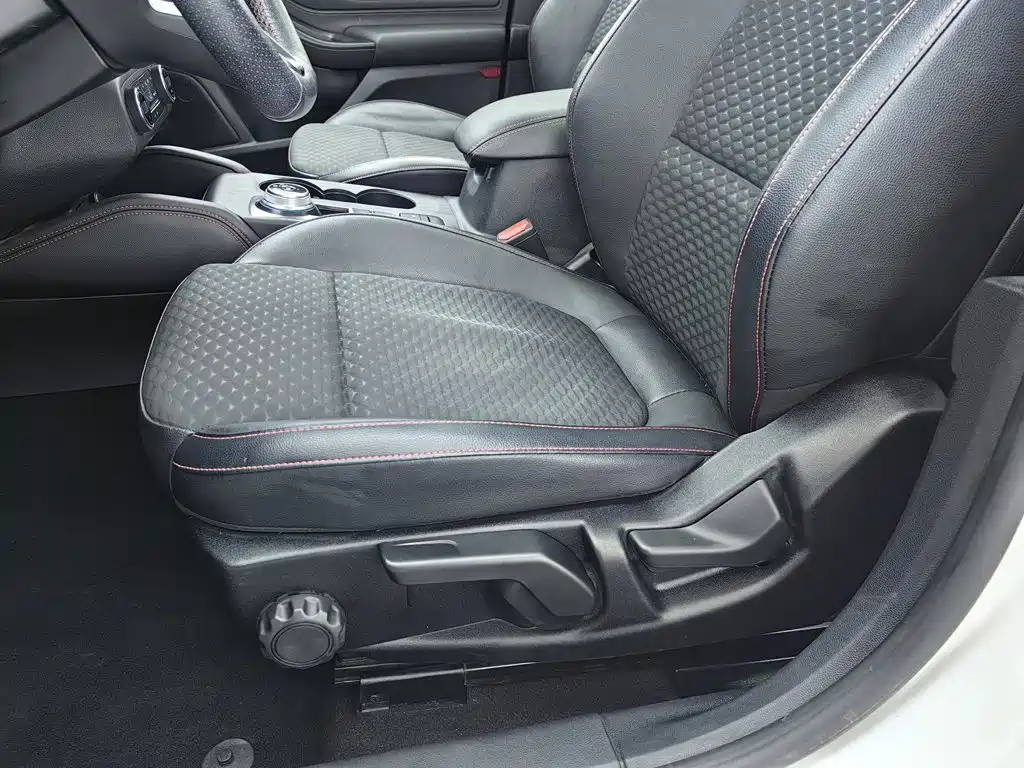 Ford Focus — миниатюра 20
