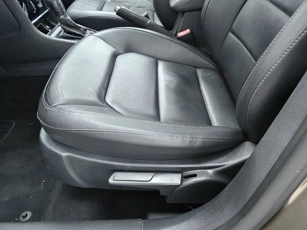 Volkswagen Bora — миниатюра 20