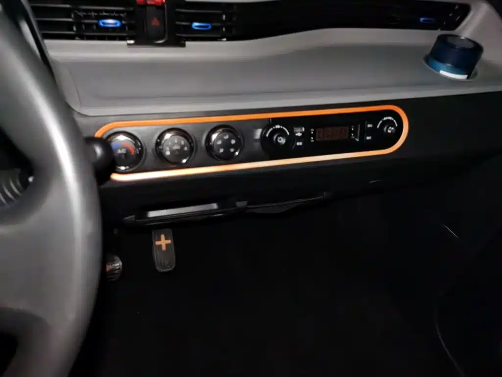 Wuling MINIEV — миниатюра 14