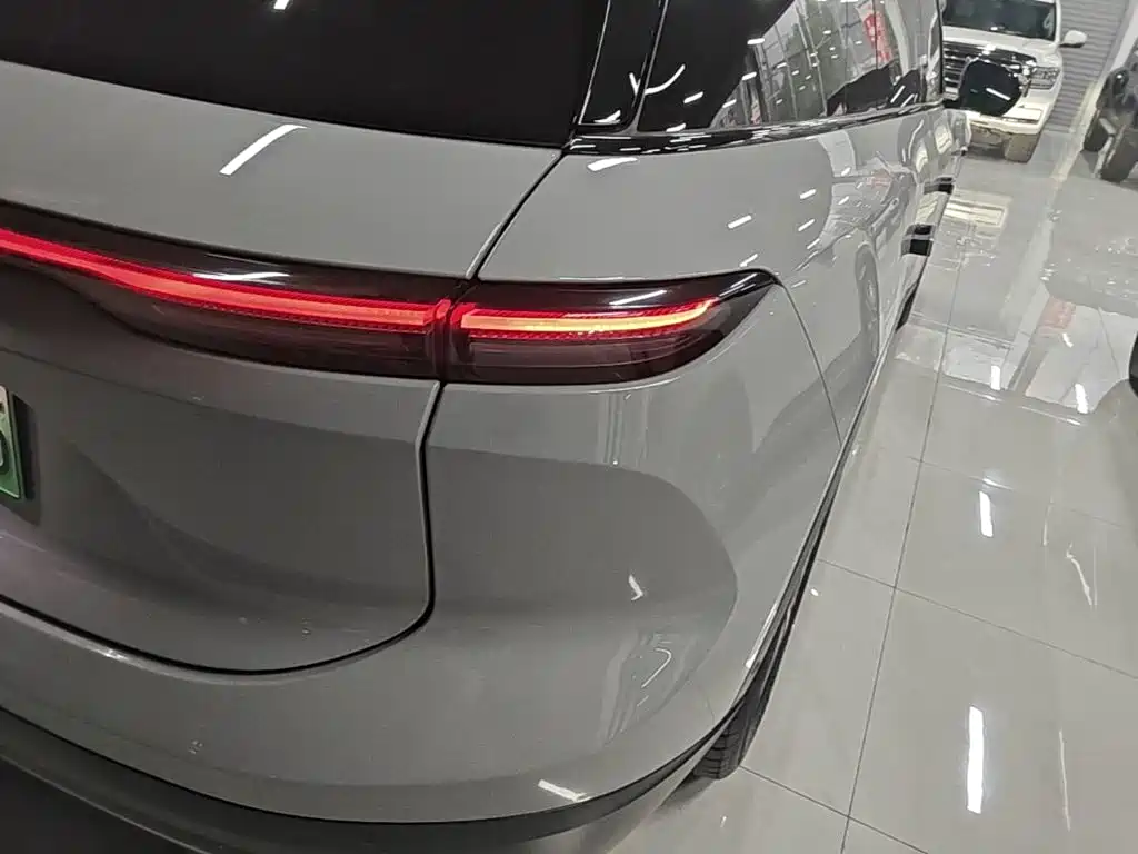 NIO ES6 — миниатюра 8