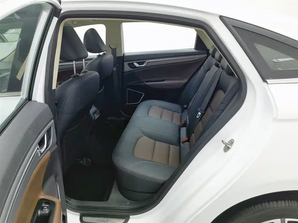 GEELY AUTOMOBILE EMGRAND GL