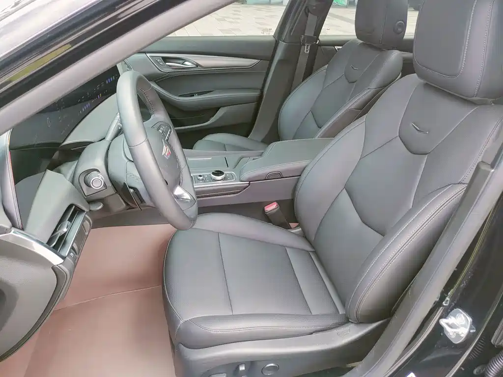 Cadillac CT5 — миниатюра 18