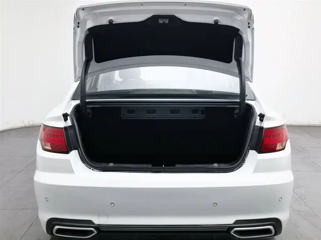 GEELY AUTOMOBILE EMGRAND GL