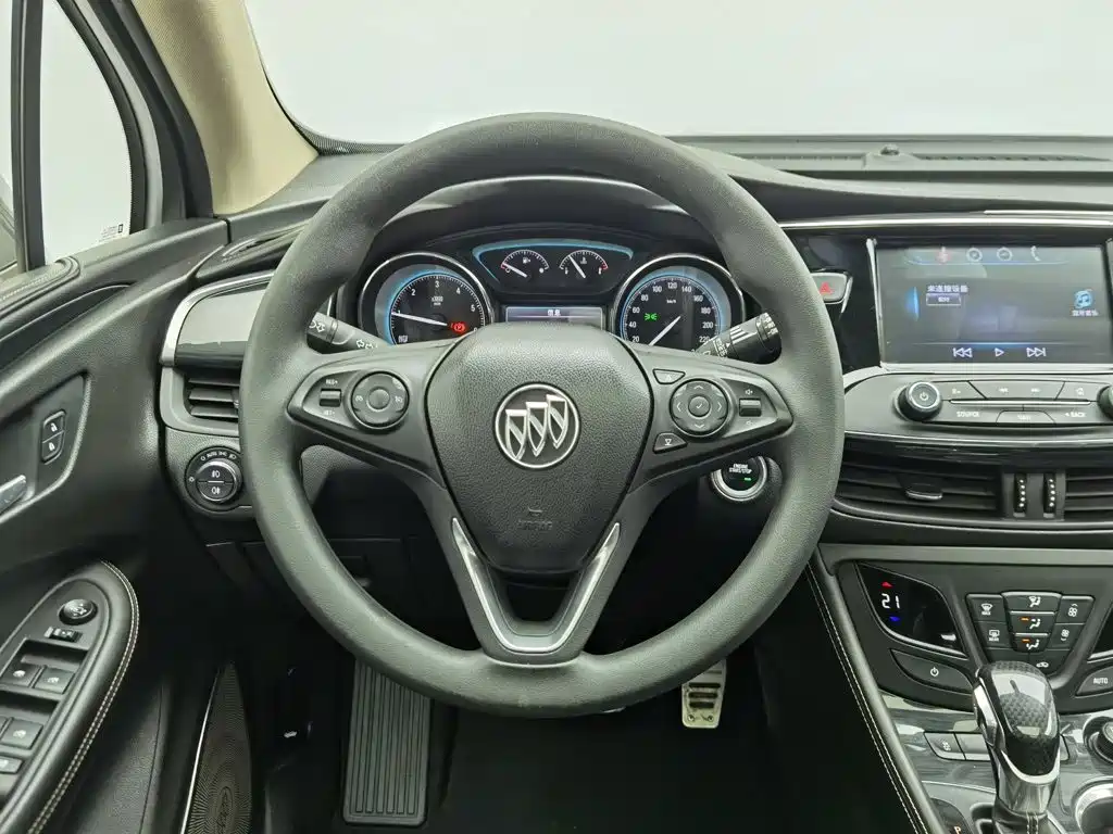 Buick Envision Plus — миниатюра 11